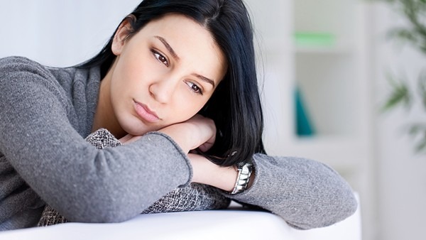 私处长痘痘怎么回事？私处颜色发黑和遗传有关吗